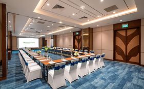 Wyndham Garden Sonasea Van Don
